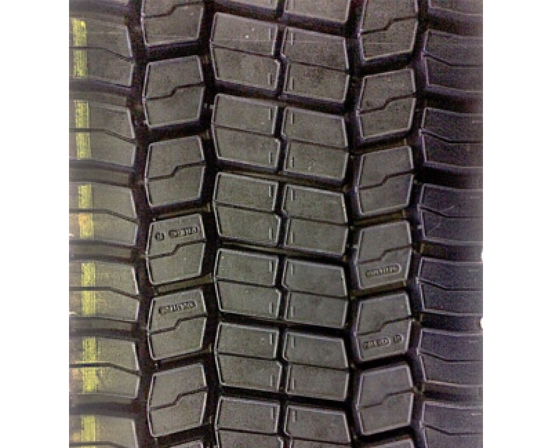 315/80R22.5 Novatyre (наварка) NDH 156/150L Ведуча вантажна шина