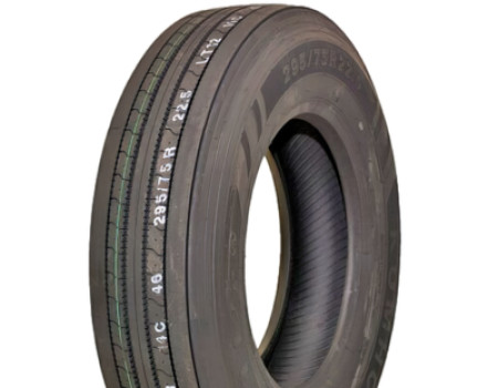 295/75R22.5 Kumho KLT12 144/141L Универсальная грузовая шина